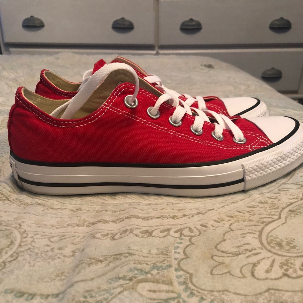 Nice Red All Star Converse